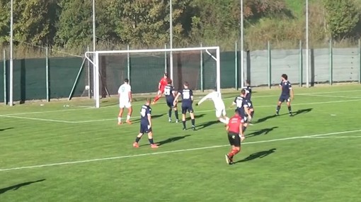 Calcio, Serie D. La Novaromentin supera all'inglese il Celle Varazze, decidono Catania e Longo (GLI HIGHLIGHTS)