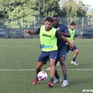 Calcio. Sveglia presto per il Vado, battuto 3-2 il Fossano nel test match mattutino