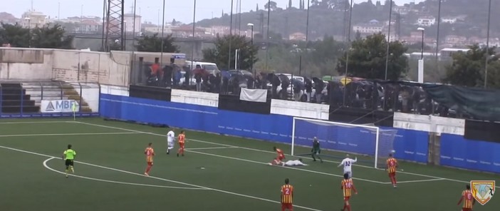 Calcio, Albenga - Finale: Marquez risponde a Fabbri, ecco i gol dell'Annibale Riva (VIDEO)