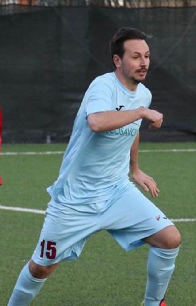 Calcio, Vadese. Dopo cinque anni si chiude la collaborazione con Fabio Cavalleri Calcio, Vadese. Dopo cinque anni si chiude la collaborazione con Fabio Cavalleri