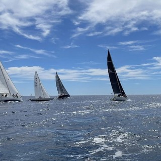 Vela. Successo per la Regata di Mezza Estate nel Golfo di Andora, ecco i vincitori