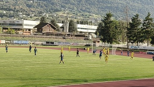 Calcio. Il Celle Varazze sprinta a Sondrio e vince 3-1, doppietta per Capra e gol di Donaggio Calcio. Il Celle Varazze sprinta a Sondrio e vince 3-1, doppietta per Capra e gol di Donaggio