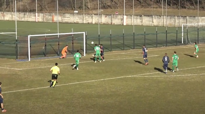 Calcio, Vado. Pochi spunti in casa del Gozzano, inevitabile lo 0-0 al D'Albertas (GLI HIGHLIGHTS)