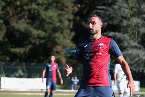 Calcio, Vado. Sospiro di sollievo per Donaggio, scongiurata la rottura del crociato Calcio, Vado. Sospiro di sollievo per Donaggio, scongiurata la rottura del crociato