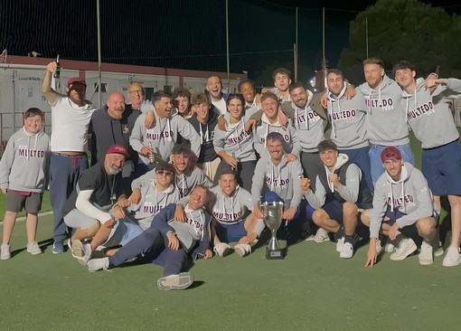 Calcio. Un trofeo in bacheca per il Multedo, i granata battono 2-1 il Casarza Ligure e vincono la Coppa Liguria di Prima Categoria Calcio. Un trofeo in bacheca per il Multedo, i granata battono 2-1 il Casarza Ligure e vincono la Coppa Liguria di Prima Categoria
