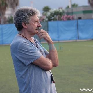 Calcio, Veloce. Salvezza appesa a un filo ma mister Frumento non demorde: "Non molleremo di un centimetro"