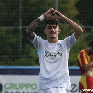 Calcio, Coppa Italia di Eccellenza. Primo round al Pietra Ligure, la doppietta di Insolito vale il 2-1 sul Campomorone