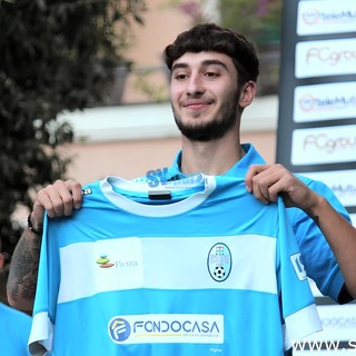 Calcio. Il Pietra Ligure saluta Gianmarco Insolito: "Grazie per tutto quello che hai dato a questa maglia"
