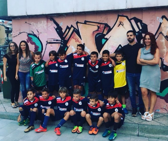 FOTONOTIZIA: è tempo di nuove maglie per la leva 2010 della Priamar