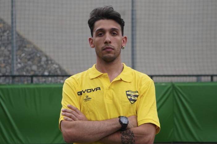 Calcio, Baia Alassio. Domenica giallonera da pregi e difetti per Mattia Combi: "Non molliamo mai, ma con l'uomo in più saremmo dovuti essere più cinici" Calcio, Baia Alassio. Domenica giallonera da pregi e difetti per Mattia Combi: "Non molliamo mai, ma con l'uomo in più saremmo dovuti essere più cinici"