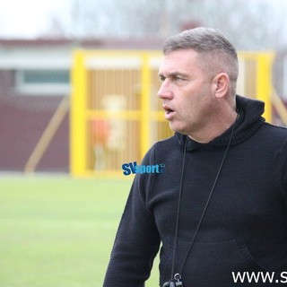 Calcio, Cisano. Il punto di Porcella al giro di boa: "Paradossale rincorrere in classifica per un solo episodio, serve un campionato più lungo"