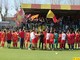 Un'immagine dell'aprile scorso: i giocatori del Bra festeggiano la promozione in Serie C davanti ai propri tifosi