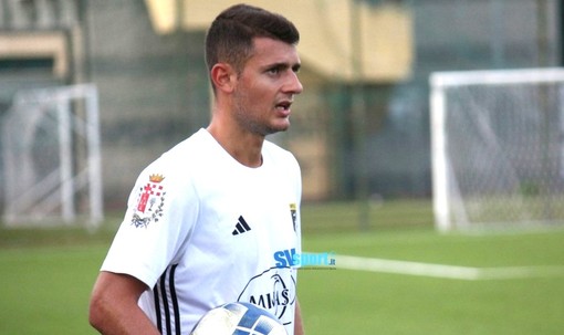 Calciomercato, Celle Varazze. Blitz biancoblu, arriva Mirko Ravoncoli dall'Imperia