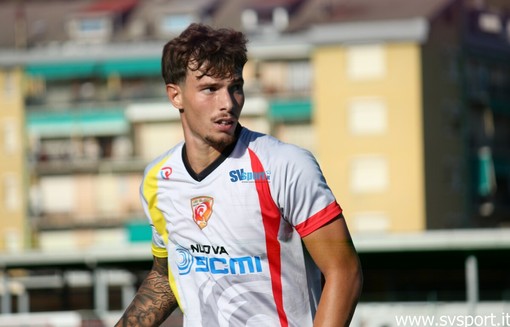 Calcio | Millesimo. Totaro entra e piega la Valenzana: "Quanto parti dalla panchina in campo devi spaccare tutto" (VIDEO) Calcio | Millesimo. Totaro entra e piega la Valenzana: "Quanto parti dalla panchina in campo devi spaccare tutto" (VIDEO)