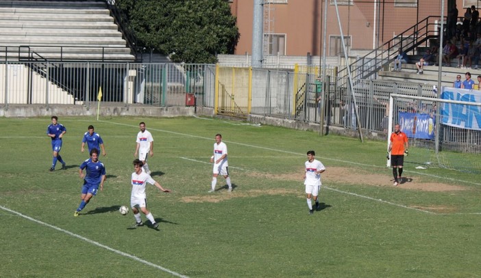 Calcio, Playoff di Eccellenza: finisce l'avventura del Vado, il Pavia la spunta 2-1 al Fortunati