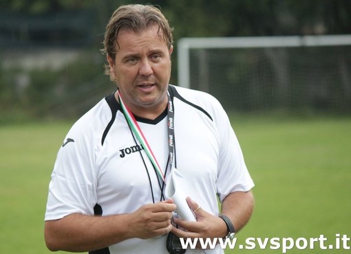 Calcio, la Veloce attende la chiusura di una stagione altalenante, Mister Pusceddu: “Cercheremo di finire nella maniera migliore possibile”