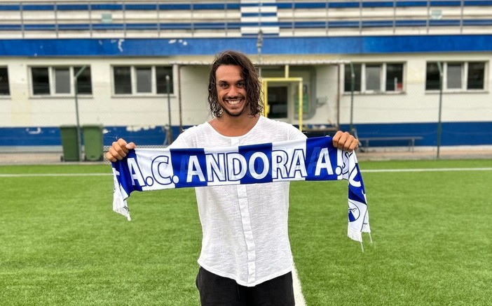 Calciomercato, Andora. Conferme, promozioni e ritorni. Le ultime novità dai biancoblu Calciomercato, Andora. Conferme, promozioni e ritorni. Le ultime novità dai biancoblu