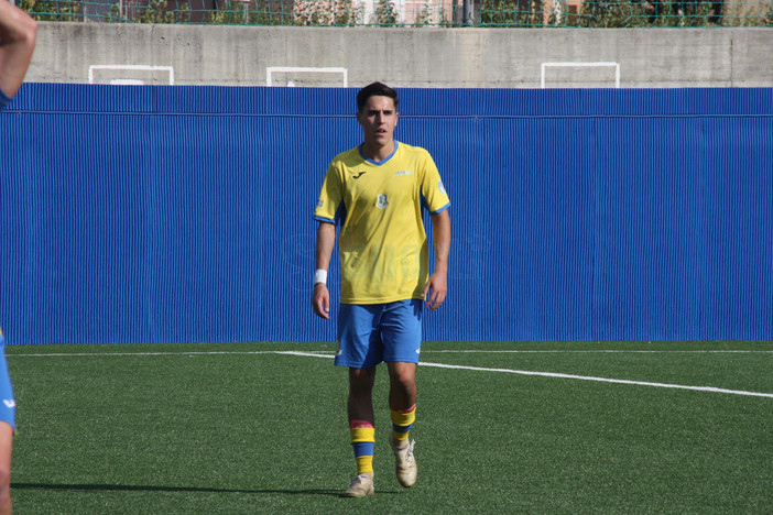 Calciomercato, Savona. Colombo sempre più vicino ai biancoblu Calciomercato, Savona. Colombo sempre più vicino ai biancoblu