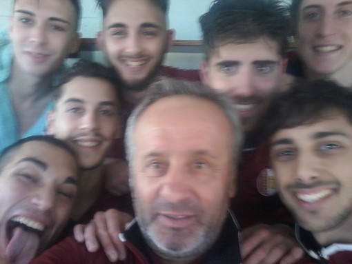 Calcio, Veloce. Selfie dedica per mister Gerundo: &quot;La vittoria contro il Borzoli è per il presidente Pistone&quot;
