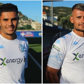 Calciomercato. Ecco i botti del Pietra Ligure, Fatnassi e Ravoncoli sono biancocelesti Calciomercato. Ecco i botti del Pietra Ligure, Fatnassi e Ravoncoli sono biancocelesti