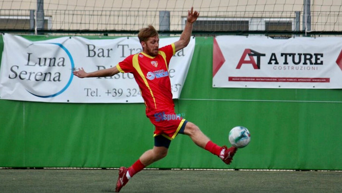 Calciomercato. Prosegue il valzer delle punte, l'annuncio Finale - Vittori non dovrebbe tardare Calciomercato. Prosegue il valzer delle punte, l'annuncio Finale - Vittori non dovrebbe tardare