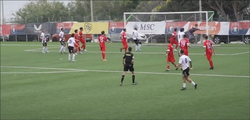 Calcio. Rivediamo la vittoria promozione dell'Albenga. Il 2-1 sul campo di Arenzano (VIDEO)