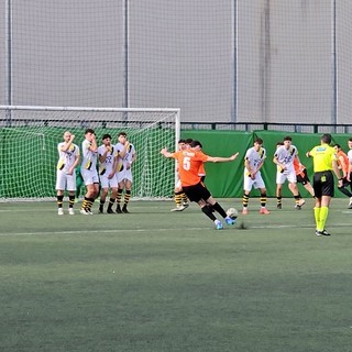 Calcio, Vadino. Il gol di Massa non porta punti, ma l'esecuzione è da rivedere (VIDEO) Calcio, Vadino. Il gol di Massa non porta punti, ma l'esecuzione è da rivedere (VIDEO)