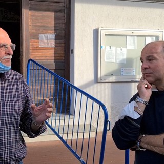Calcio, Serie D. Primo sorriso stagionale per la famiglia Tarabotto. Il presidente rossoblu: "Qualche consiglio il mister fa bene ad ascoltarlo, ma sono contento del suo lavoro" (VIDEO) Calcio, Serie D. Primo sorriso stagionale per la famiglia Tarabotto. Il presidente rossoblu: "Qualche consiglio il mister fa bene ad ascoltarlo, ma sono contento del suo lavoro" (VIDEO)