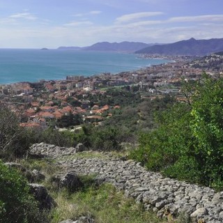 Outdoor. Le ex cave di Borgio Verezzi torneranno a vivere con un nuovo parco urbano