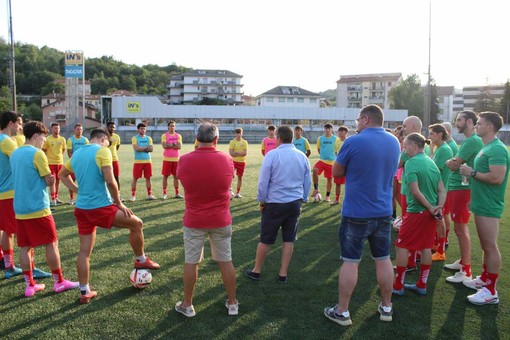 Calcio | Millesimo: la Serie D chiama, ieri il primo allenamento per la squadra di Macchia Calcio | Millesimo: la Serie D chiama, ieri il primo allenamento per la squadra di Macchia