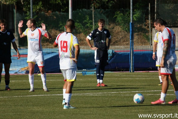 Calcio | Serie D. Millesimo e Celle Varazze tra coppa e campionato, nel pomeriggio in campo le squadre di Macchia e Gardini