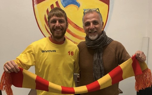 Calciomercato. Ecco Youri Vittori, è arrivata l'ufficialità del ritorno al Finale Calciomercato. Ecco Youri Vittori, è arrivata l'ufficialità del ritorno al Finale