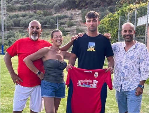 Calciomercato. Il Borgio Verezzi manda un altro segnale al campionato, arriva anche Erald Balla Calciomercato. Il Borgio Verezzi manda un altro segnale al campionato, arriva anche Erald Balla