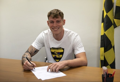 Calciomercato. Simone Perrier torna alla Baia Alassio, confermato Gibilaro Calciomercato. Simone Perrier torna alla Baia Alassio, confermato Gibilaro