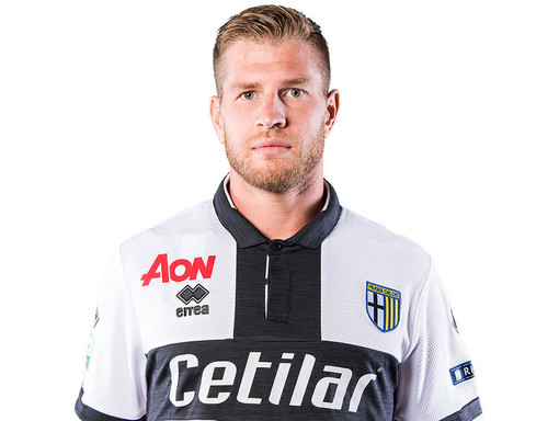 Calcio. Prova super di Riccardo Gagliolo a San Siro. Il Parma batte l'Inter ed espugna 1-0 il Meazza Calcio. Prova super di Riccardo Gagliolo a San Siro. Il Parma batte l'Inter ed espugna 1-0 il Meazza