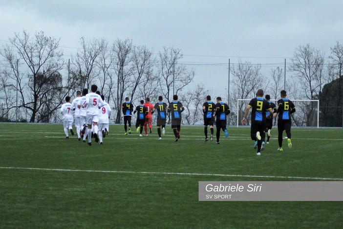 Calcio, Varazze: è la serata più importante, il recupero con il Serra Riccò può valere la salvezza Calcio, Varazze: è la serata più importante, il recupero con il Serra Riccò può valere la salvezza