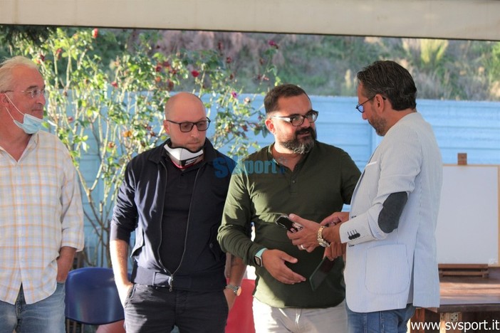 Calcio. L'Asd Savona precisa: "Massima collaborazione con la Federazione in merito alla denominazione del club" Calcio. L'Asd Savona precisa: "Massima collaborazione con la Federazione in merito alla denominazione del club"