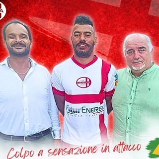 Calciomercato. Denilson Gabionetta è della Genova Calcio, l'ex Torino e Crotone diventa biancorosso Calciomercato. Denilson Gabionetta è della Genova Calcio, l'ex Torino e Crotone diventa biancorosso