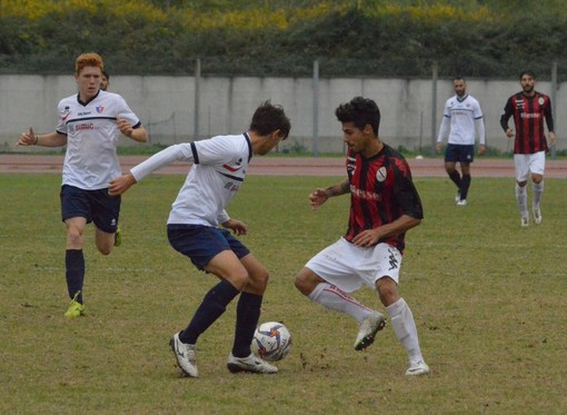 Calcio, Serie D. Il Vado cerca punti al cospetto del Bellinzago, l'Argentina riceve il fanalino di coda Castellazzo Calcio, Serie D. Il Vado cerca punti al cospetto del Bellinzago, l'Argentina riceve il fanalino di coda Castellazzo