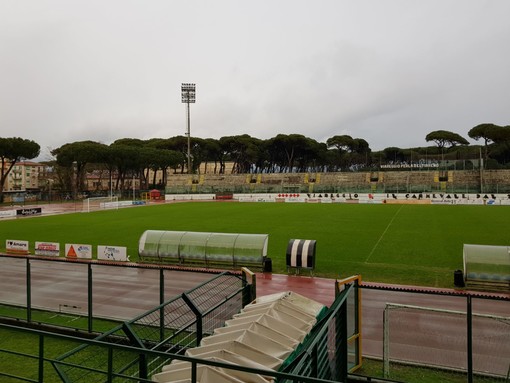 Calcio, Serie D: stipendi in ritardo, arriva un punto di penalizzazione per il Viareggio (LA NUOVA CLASSIFICA) Calcio, Serie D: stipendi in ritardo, arriva un punto di penalizzazione per il Viareggio (LA NUOVA CLASSIFICA)