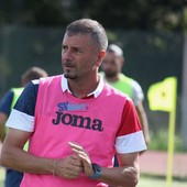 Calcio, Vado. UFFICIALE, ESONERATO DE LUCIA Calcio, Vado. UFFICIALE, ESONERATO DE LUCIA