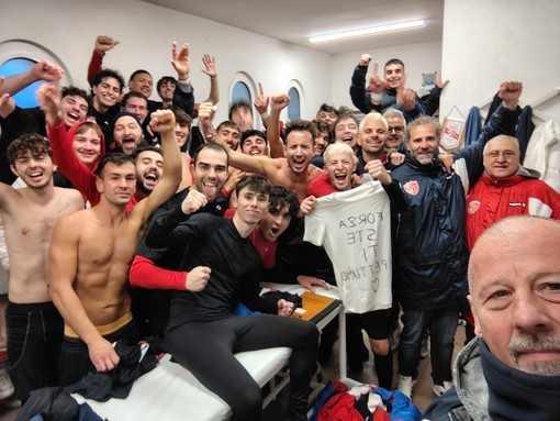 FOTONOTIZIA: la Nolese batte il Plodio e dedica il successo a Stefano Cantarella FOTONOTIZIA: la Nolese batte il Plodio e dedica il successo a Stefano Cantarella