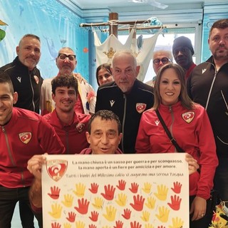 Calcio | Il Millesimo vince anche in corsia, consegnate le uova di cioccolato ai giovani pazienti dell'ospedale San Paolo