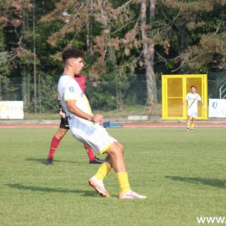 Calcio, Cairese. Jebbar non basta contro il Sestri Levante, i valbormidesi incassano due gol da rimessa laterale e restano a bocca asciutta