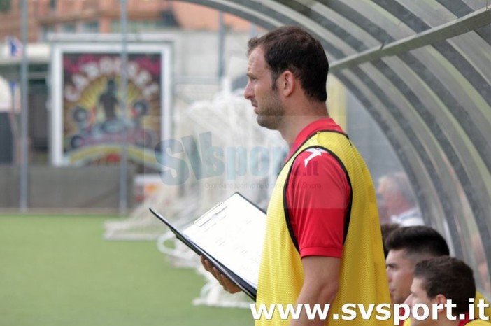 Calcio, Partenza sprint per il Pietra. Il vice allenatore Rossi: "E' solo il primo passo, brava la squadra a sacrificarsi"