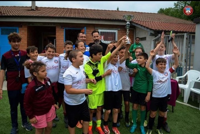 Calcio. Un grande secondo posto tra le mura amiche per le ragazze e i ragazzi del Cengio Calcio. Un grande secondo posto tra le mura amiche per le ragazze e i ragazzi del Cengio