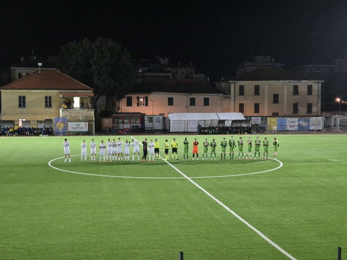 Calcio, Promozione. Con le unghie e con i denti il Finale batte il Bragno e torna a sorridere Calcio, Promozione. Con le unghie e con i denti il Finale batte il Bragno e torna a sorridere