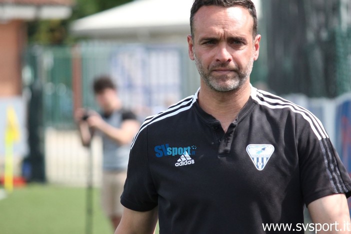 Calcio, Chisola. Mister Ascoli si attende un girone di ritorno d'alto profilo: "A Vado abbiamo dimostrato di essere forti" (VIDEO) Calcio, Chisola. Mister Ascoli si attende un girone di ritorno d'alto profilo: "A Vado abbiamo dimostrato di essere forti" (VIDEO)