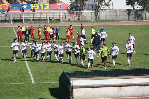 FLASH! Finale Scudetto Juniores: Mura show, all'intervallo il Vado conduce 2-0 sul Manduria FLASH! Finale Scudetto Juniores: Mura show, all'intervallo il Vado conduce 2-0 sul Manduria