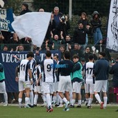 Calcio, Savona. Biancoblu, è mini fuga: 5-0 al Pegli Lido e il Masone scivola con la Campese Calcio, Savona. Biancoblu, è mini fuga: 5-0 al Pegli Lido e il Masone scivola con la Campese